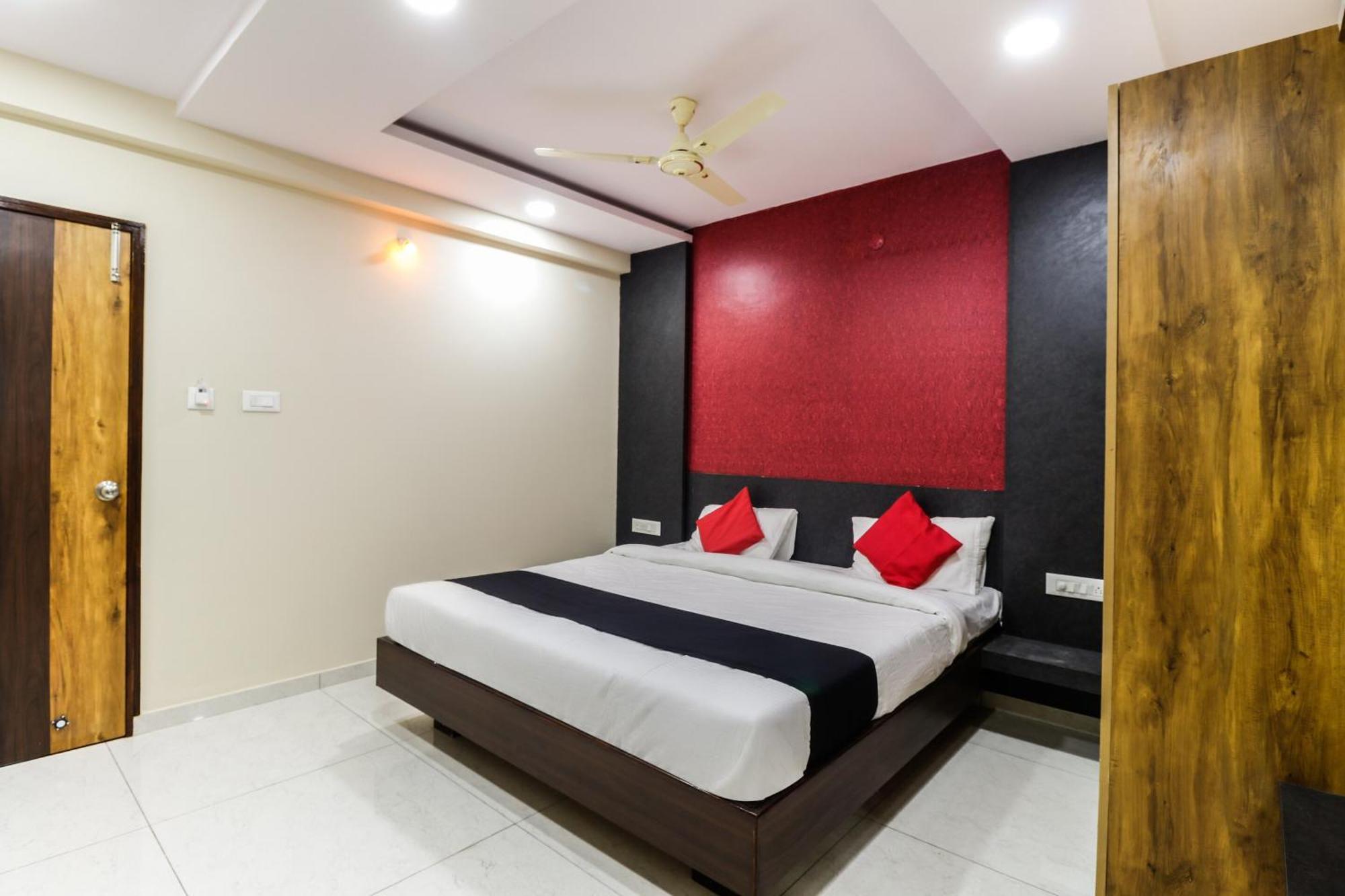 Hotel Capital O N R Residency Yelahanka Exteriér fotografie
